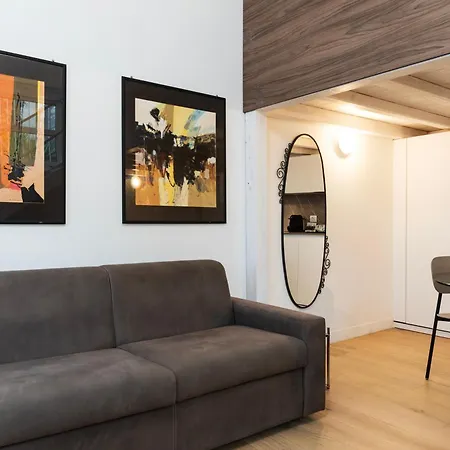 Youhosty - Porta Venezia Design Apartament *