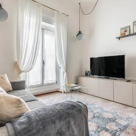 Bocconi Via Brioschi 4 Pax Wi-fi Apartment
