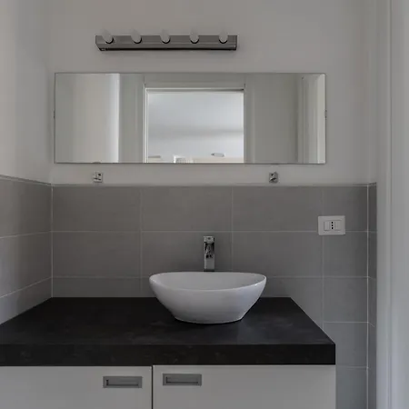 Spazioso Loft In Col Di Lana Daire Milano