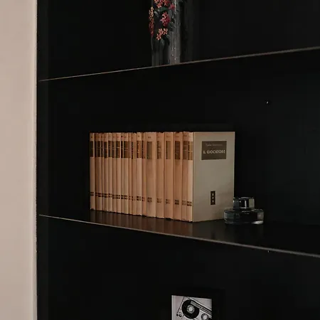 Apartment Hostmate - - Solari Milan