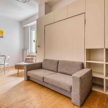 Apartment Sant Ambrogio M2 200metri Centre Of Milan