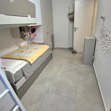 Flat Isola - New Opening Appartamento