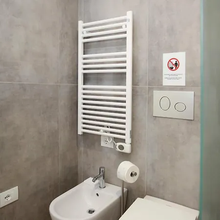 Elegante E Luminoso In Zona Navigli 公寓 *
