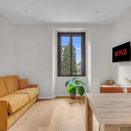 Duomo A Portata Di Metro- Cozy House 아파트 밀라노