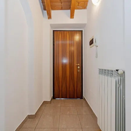 Appartamento Bnbest Tricolore 6 Pax *