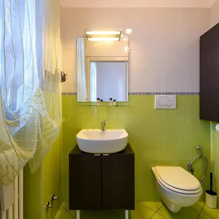 Lodi, 65 - Your Base Apartament Mediolan