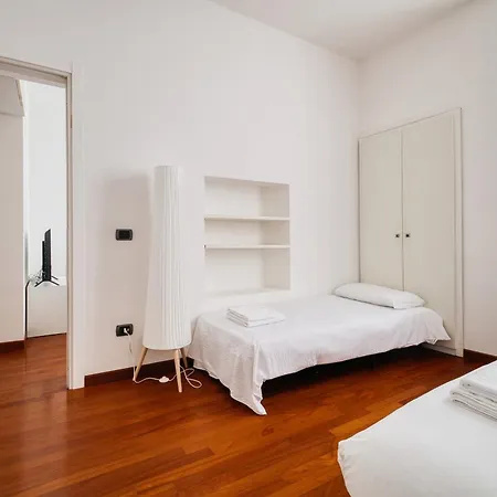 Lorenteggio - Elegant Apartamento Milão