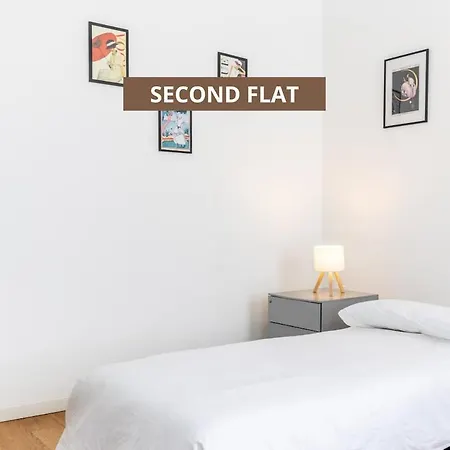 Duomo 7 Min - Two Independent Flats With Parking 公寓
