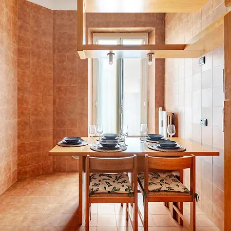 Spacious With Three Bedroom And Large Kitchen * Milan