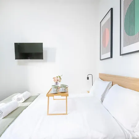 Apartment Easylife - - Castaldi 19 - Porta Venezia *