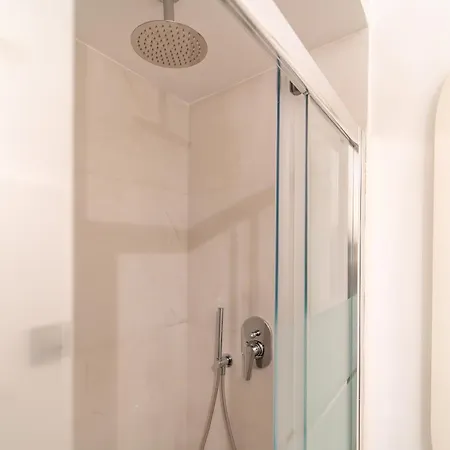 Lejlighed Porta Venezia - Confortevole Con Wifi E Ac