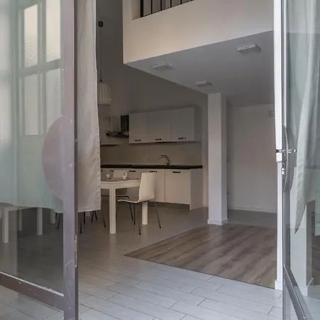 Spazioso Loft In Col Di Lana Milano