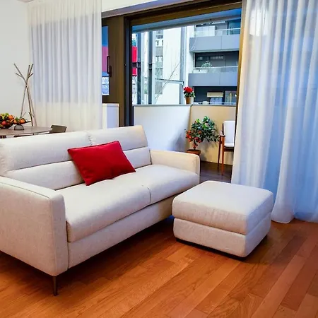 One-bedroom Unit G With Park View Daire *