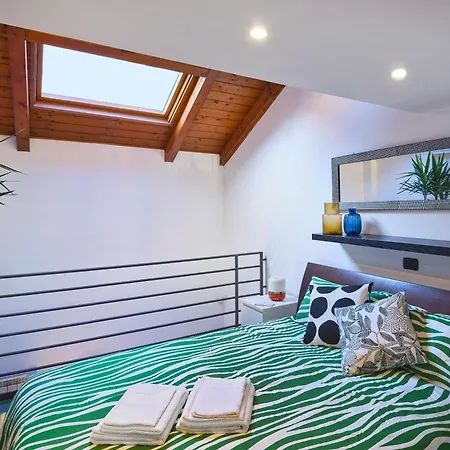 Independent Design Loft With Private Terrace - Daire