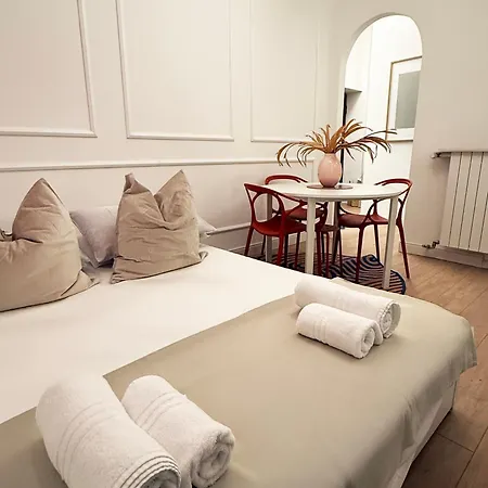 Callmehome - Navigli - Authentic Milanese Apartamento