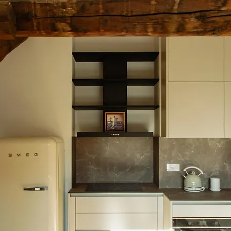 Apartment Lodovica Milano-metro M4-navigli-bocconi *