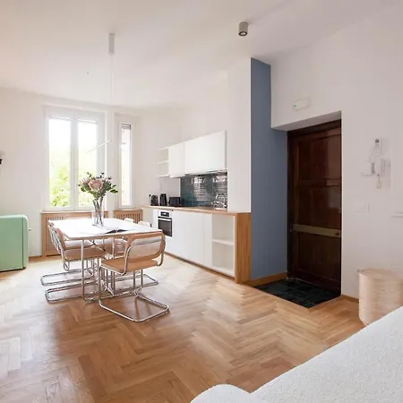 Hacca Collection - Luxury 3br Center Apartment Milan