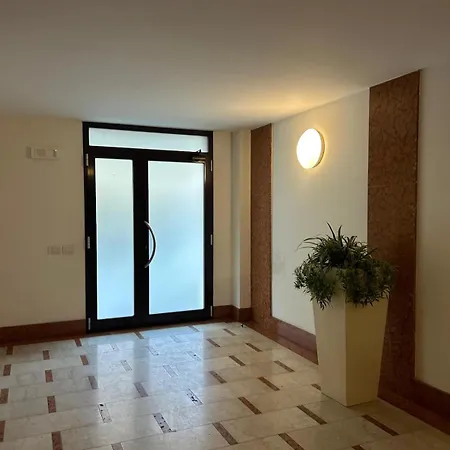 Rhofiera Sansiro Viale Certosa Area Lejlighed