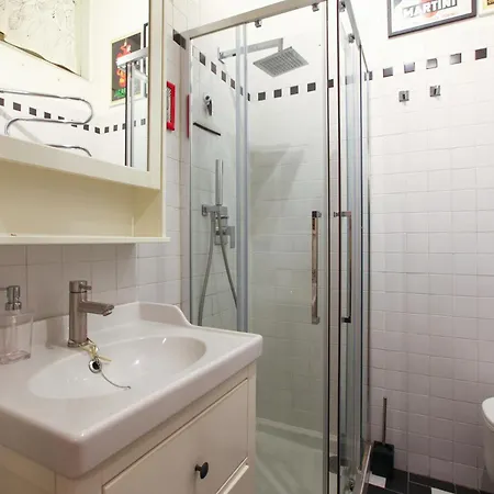 The Double Comfort - Quiet Flat, 2 Private Bathrooms In Centre Milano