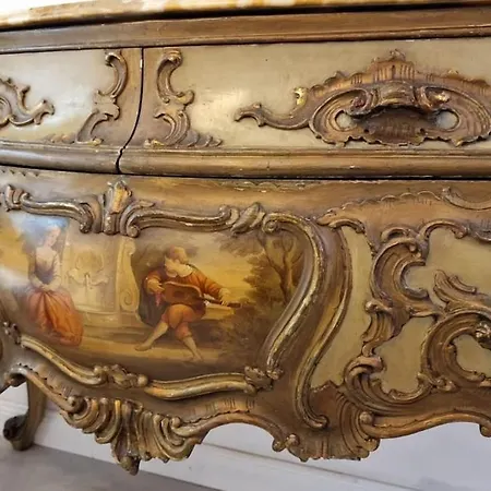 - Stylish, Historic, Luxury Milão