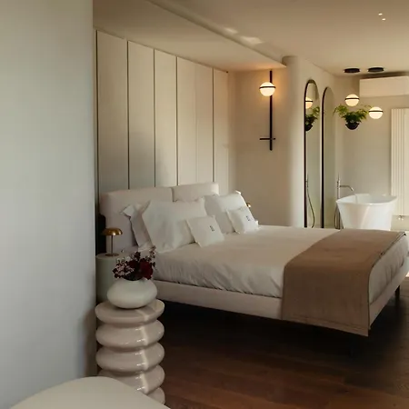 The Sole Penthouse - Duomo View شقة