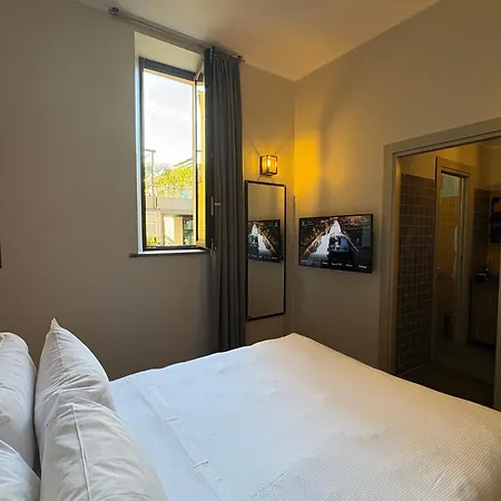 Versoverde Alzaia Naviglio Grande Otel Milano