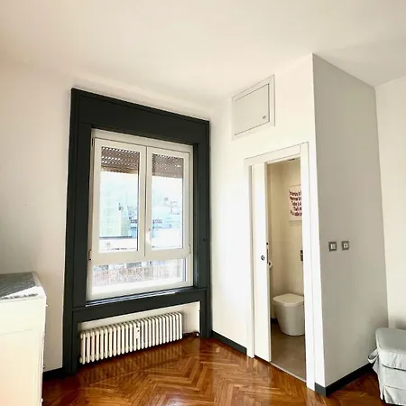 Bilocale Di Design A 100m Dalla Stazione Apartment *