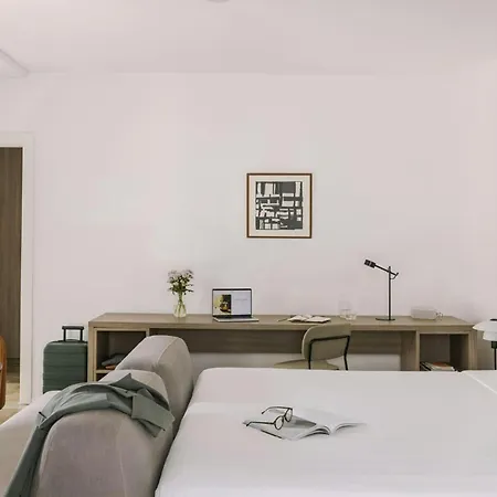 Numa Montenero 4*