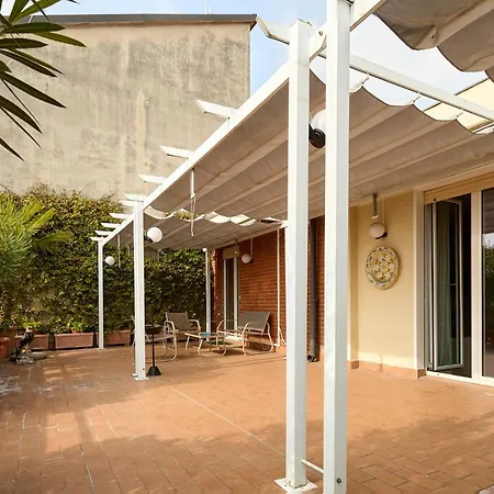 Pier's House - Attico A 3 Chilometri Dal Centro *