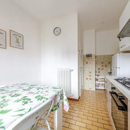 Apartamento Guesthost - Bonola M1 Bright & Functional Flat *