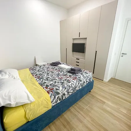 Olimpic Village Club アパートホテル ミラノ