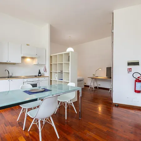 Vetra - Luminoso Vicino Al Duomo Apartman *