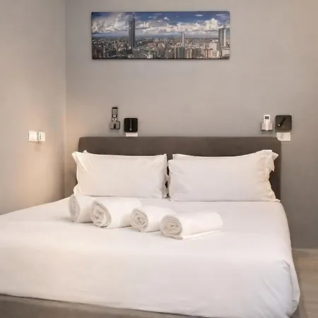 Loft Moderno Corso Lodi-porta Romana * Milánó