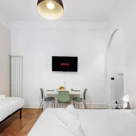 Appartement Elegance & Comfort I Balcony I Metro 200m