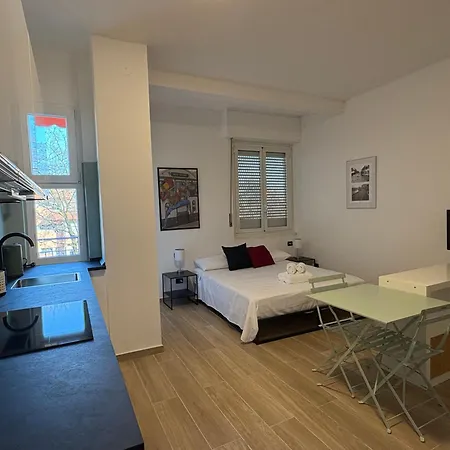 Linate Airport Easy Apartmán *