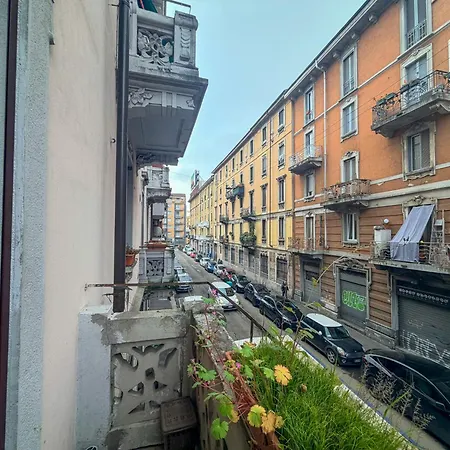 Modern Two-room With Balcony 2km From The Center Apartman *