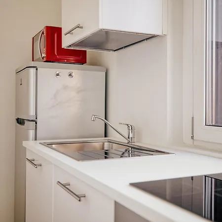 Modern And Strategic 1-br Flat A - Station Apartmán Milán