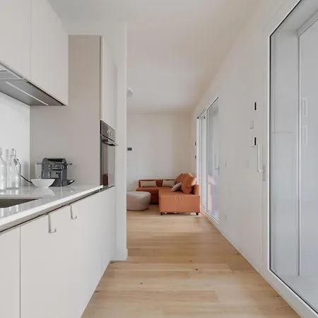 Apartment Guesthost - Modern Terrace Flat Lambrate