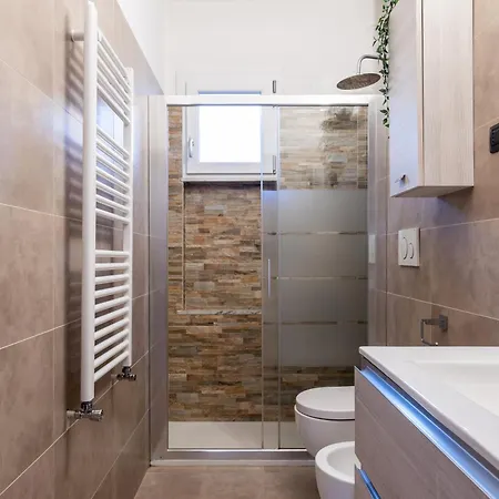 Апартаменты Modern 2-bed Workspace - Ac - Largo Dominioni - Casa Matildi
