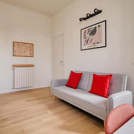 Apartmán Just Urban - Modern And Strategic 1-br Flat A - Station