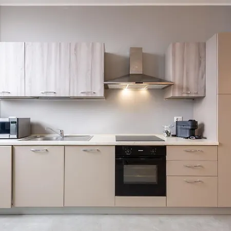 I-host - Scarampo Apartamento