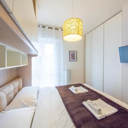 Appartement Luxurious 1bdr In Life, Sleeps 4 Milan