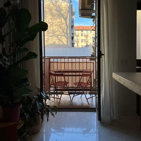 Botanical Modernist - Milanese Living מילאנו