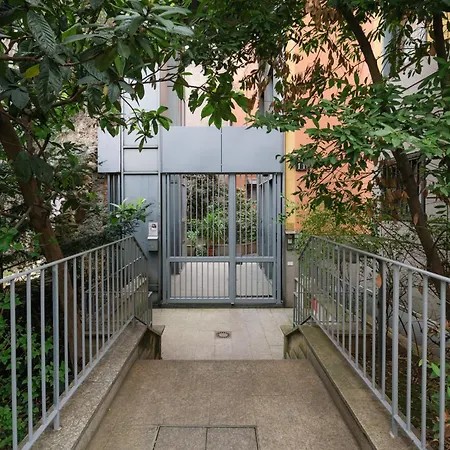 Apartment R Quercia House Mailand