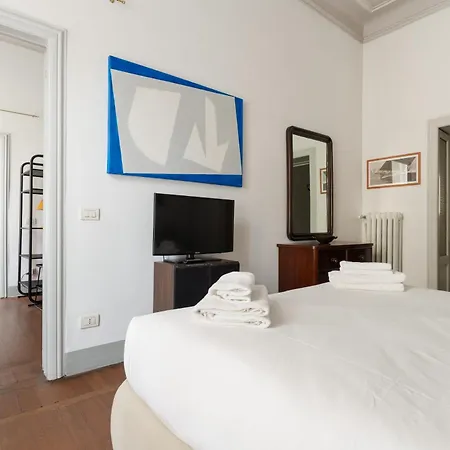 Guesthost - Cozy Terrace Pagano M1 Apartment