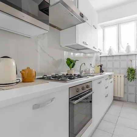 Casa Sibilla - Balcony Apartment, 7min Linate&arena, Fast Wifi *