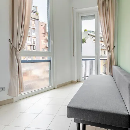 Dhome - Bocconi Apartmán Milán