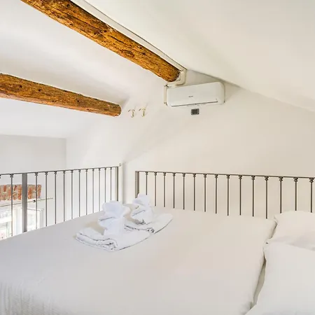 Atelier Navigli - Elegant Loft With Canal View Appartamento *
