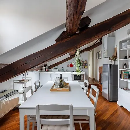 Elegante Mansarda Tra Navigli E Via Tortona Appartement Milan