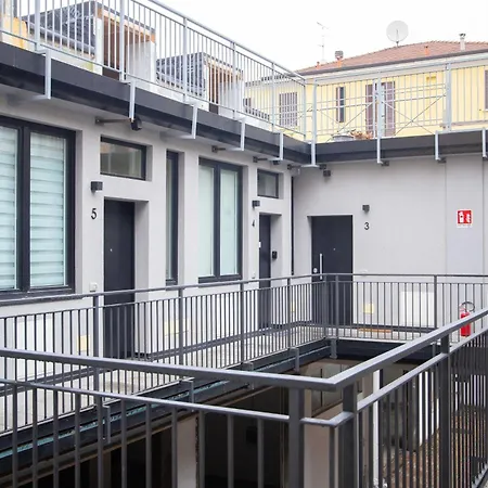 Stylish 1br Near Apartament Mediolan